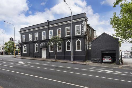 215 Edinburgh Castle Hostel Auckland Exterior photo